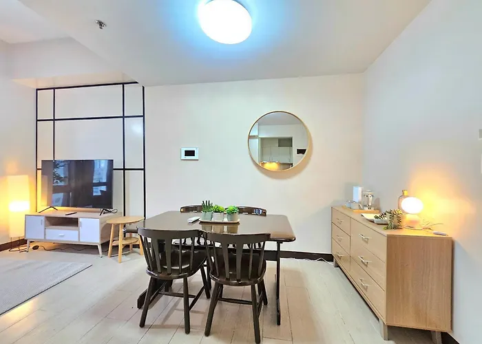 Apartahotel Japandi Zen 1br Greenbelt Hamilton Manila
