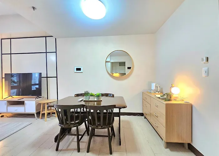 Japandi Zen 1br Greenbelt Hamilton 4*